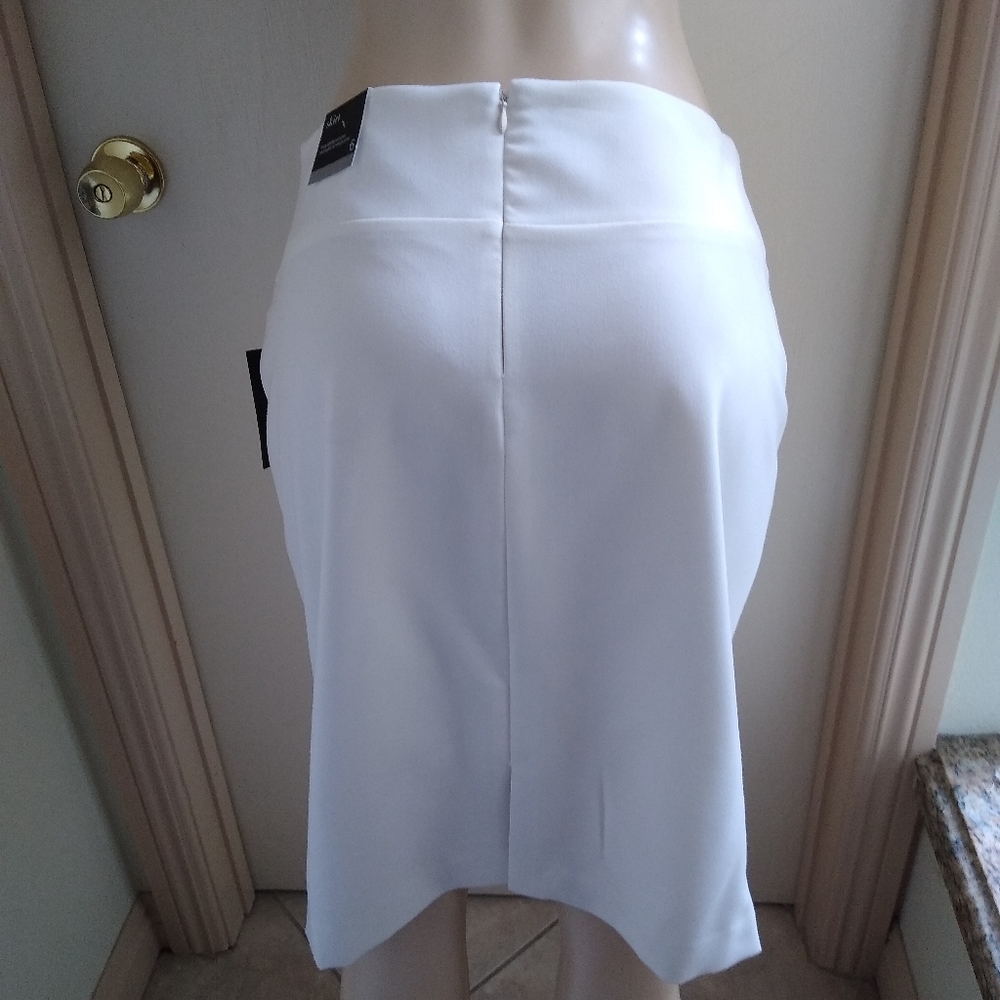 Alfani Skirt - Picture 2 of 2